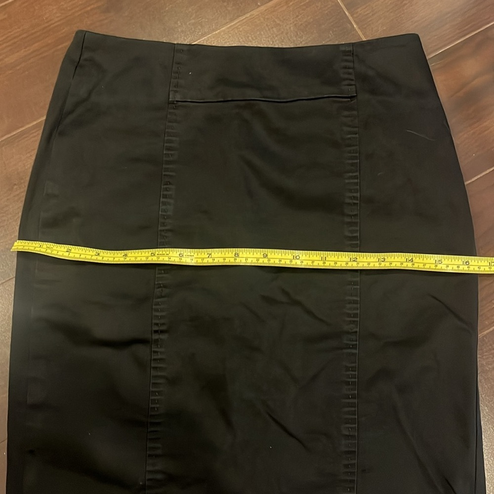 Ann Taylor Loft Petites Black Pencil Skirt w/ Back Slit & Side Seams Size 0P - Picture 4 of 8